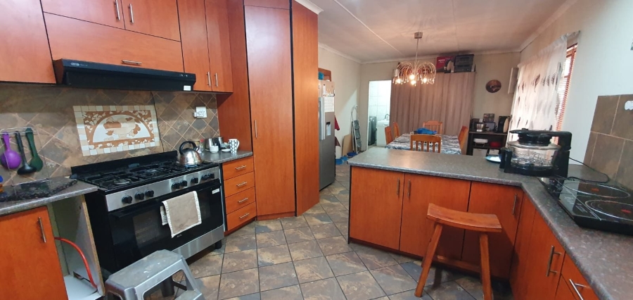 3 Bedroom Property for Sale in Universitas Free State